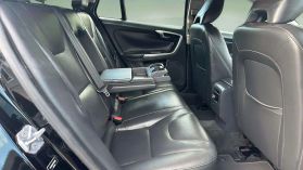 2015 Volvo V60 - Image 26