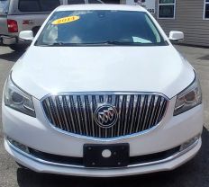 2014 BUICK LACROSSE SEDAN V6, 3.6 LITER LEATHER SEDAN 4D