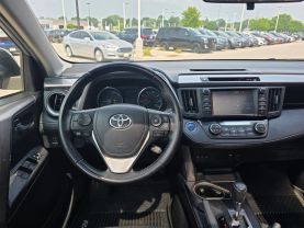 2017 TOYOTA RAV4 HYBRID SUV 4-CYL, HYBRID, 2.5 LITER XLE SPORT UTILITY 4D