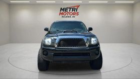 2010 Toyota Tacoma Double Cab - Image 2