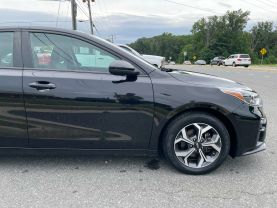 2020 Kia Forte - Image 27