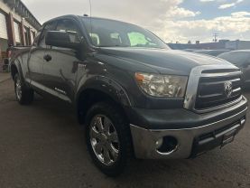 2010 TOYOTA TUNDRA DOUBLE CAB PICKUP V8, FLEX FUEL, 5.7 LITER PICKUP 4D 6 1/2 FT