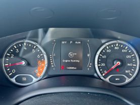 2015 JEEP RENEGADE SUV 4-CYL, MULTIAIR, 2.4L LATITUDE SPORT UTILITY 4D