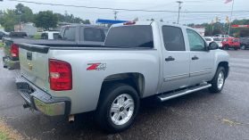 2013 CHEVROLET SILVERADO 1500 CREW CAB PICKUP V8, FLEX FUEL, 5.3 LITER LT PICKUP 4D 5 3/4 FT