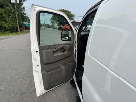 2017 CHEVROLET EXPRESS 2500 CARGO CARGO V8, FLEX FUEL, 4.8 LITER VAN 3D