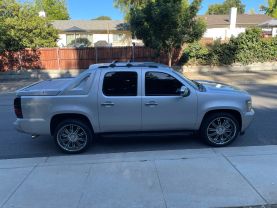 2011 CHEVROLET AVALANCHE LT SPORT UTILITY PICKUP 4D 5 1/4 FT