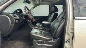 2014 Cadillac Escalade Esv - Image 13