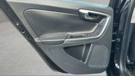 2015 Volvo V60 - Image 17