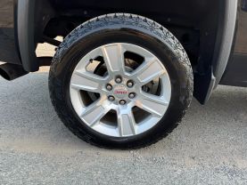 2014 GMC SIERRA 1500 CREW CAB PICKUP V8 ECOTEC3 FLEX FUEL 5.3L SLE PICKUP 4D 6 1/2 FT