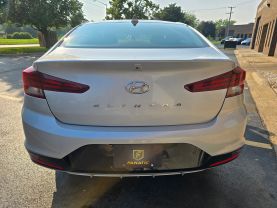 2019 HYUNDAI ELANTRA SEDAN 4-CYL, 2.0 LITER SEL SEDAN 4D