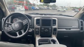 2016 RAM 1500 CREW CAB PICKUP V6 TURBO ECODIESEL 3.0 BIG HORN PICKUP 4D 5 1/2 FT
