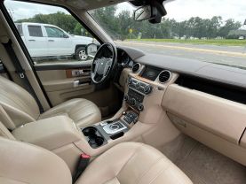 2016 Land Rover Lr4 - Image 25