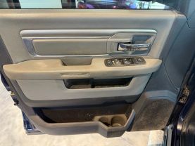 2013 RAM 3500 CREW CAB PICKUP 6-CYL, TURBO DIESEL, 6.7 LITER BIG HORN PICKUP 4D 6 1/3 FT