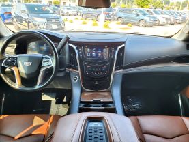 2017 CADILLAC ESCALADE SUV V8, 6.2 LITER PREMIUM LUXURY SPORT UTILITY 4D