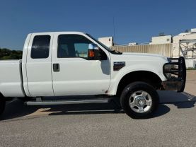 2009 FORD F350 SUPER DUTY SUPER CAB PICKUP V8, TURBO DSL 6.4L XLT PICKUP 4D 6 3/4 FT