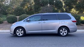 2016 TOYOTA SIENNA LE MINIVAN 4D