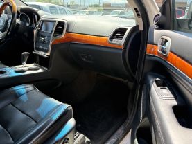 2011 JEEP GRAND CHEROKEE SUV V8, 5.7 LITER OVERLAND SPORT UTILITY 4D