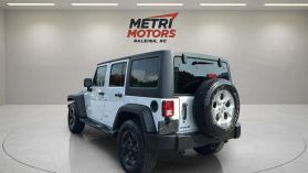 2015 Jeep Wrangler - Image 7