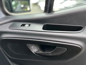 2019 Mercedes-benz Sprinter 2500 Cargo - Image 19