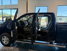 2013 RAM 3500 CREW CAB PICKUP 6-CYL, TURBO DIESEL, 6.7 LITER BIG HORN PICKUP 4D 6 1/3 FT