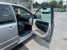 2016 DODGE GRAND CARAVAN PASSENGER VANS V6, 3.6 LITER SE MINIVAN 4D - Eddies Auto Sales