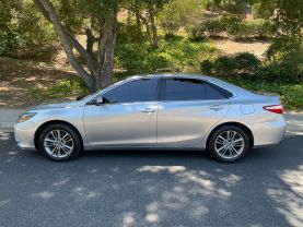 2017 TOYOTA CAMRY SE SEDAN 4D