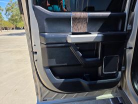 2018 FORD F250 SUPER DUTY CREW CAB PICKUP V8, TURBO DIESEL, 6.7L LARIAT PICKUP 4D 6 3/4 FT