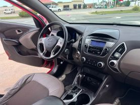 2011 HYUNDAI TUCSON SUV 4-CYL, 2.4 LITER GLS SPORT UTILITY 4D