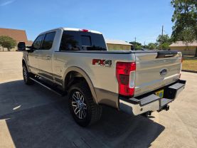 2018 FORD F250 SUPER DUTY CREW CAB PICKUP V8, TURBO DIESEL, 6.7L LARIAT PICKUP 4D 6 3/4 FT