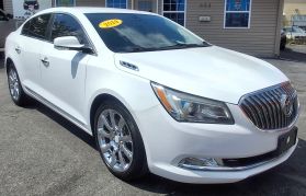 2014 BUICK LACROSSE SEDAN V6, 3.6 LITER LEATHER SEDAN 4D