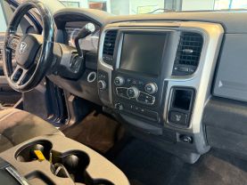 2013 RAM 3500 CREW CAB PICKUP 6-CYL, TURBO DIESEL, 6.7 LITER BIG HORN PICKUP 4D 6 1/3 FT