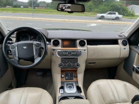 2016 Land Rover Lr4 - Image 16