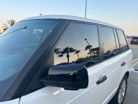 2011 Land Rover Range Rover - Image 12