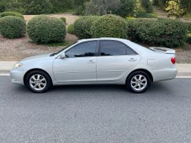 2005 TOYOTA CAMRY XLE SEDAN 4D