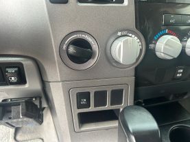 2010 TOYOTA TUNDRA DOUBLE CAB PICKUP V8, FLEX FUEL, 5.7 LITER PICKUP 4D 6 1/2 FT