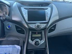 2013 HYUNDAI ELANTRA