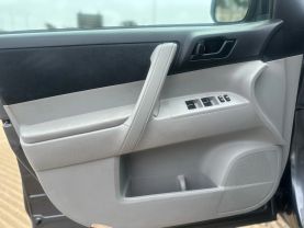 2013 TOYOTA HIGHLANDER SUV 4-CYL, 2.7 LITER SPORT UTILITY 4D