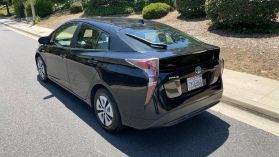2017 TOYOTA PRIUS TWO HATCHBACK 4D