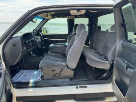 2003 GMC SIERRA 2500 HD EXTENDED CAB PICKUP V8, TURBO DIESEL, 6.6L SLE PICKUP 4D 6 1/2 FT
