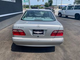 2000 MERCEDES-BENZ E-CLASS SEDAN V6, 3.2 LITER E 320 SEDAN 4D