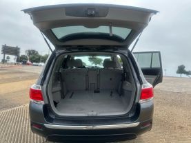 2013 TOYOTA HIGHLANDER SUV 4-CYL, 2.7 LITER SPORT UTILITY 4D
