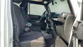 2015 Jeep Wrangler - Image 19