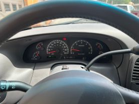 2002 FORD F150 SUPERCREW CAB PICKUP V8, 5.4 LITER SHORT BED 4D