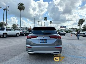 2022 Mitsubishi Outlander - Image 3