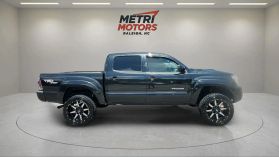 2010 Toyota Tacoma Double Cab - Image 4