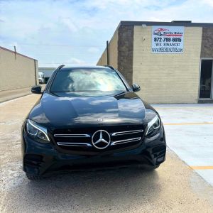 Image of 2019 MERCEDES-BENZ GLC