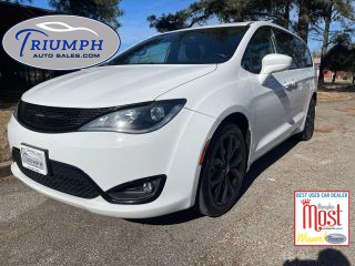 Image of 2019 CHRYSLER PACIFICA