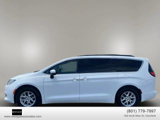 Image of 2020 CHRYSLER VOYAGER