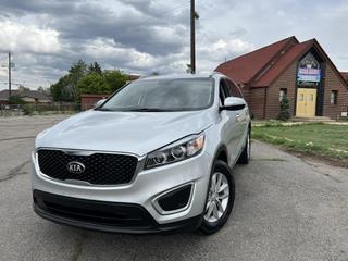 2018 KIA SORENTO LX SPORT UTILITY 4D