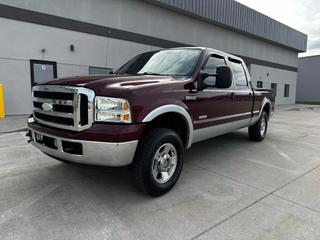 Image of 2005 FORD F250 SUPER DUTY CREW CAB